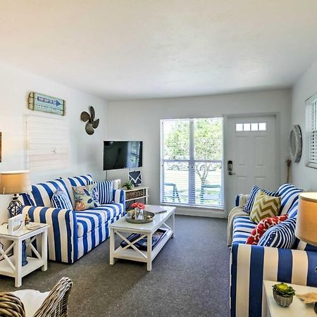 New Smyrna Beach Abode With Fire Pit, Walk To Beach! 外观 照片