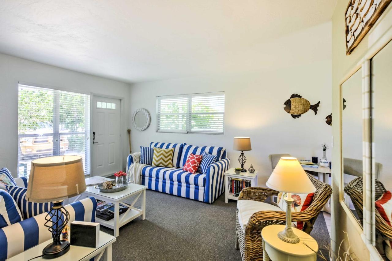 New Smyrna Beach Abode With Fire Pit, Walk To Beach! 外观 照片