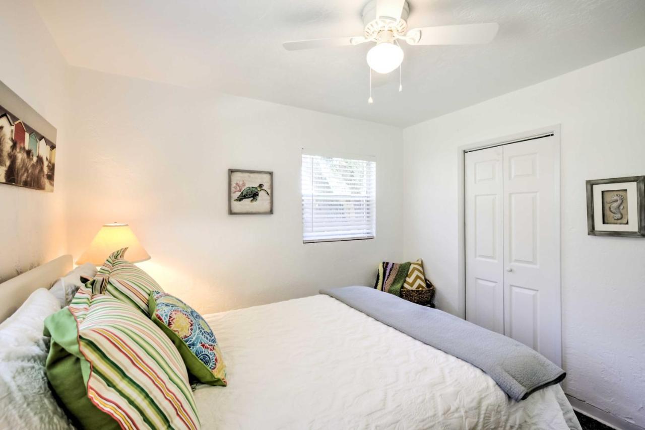 New Smyrna Beach Abode With Fire Pit, Walk To Beach! 外观 照片
